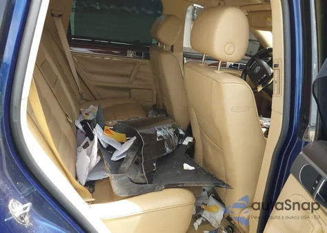 2004 Volkswagen Touareg V6 из США, поврежденный, VIN WVGBC67L24D013670